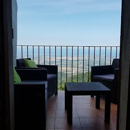 Hébergement de vacances La Fontaine Corse *