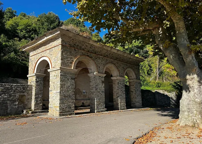 La Fontaine Corse Vue Panoramique * Loreto-di-Casinca